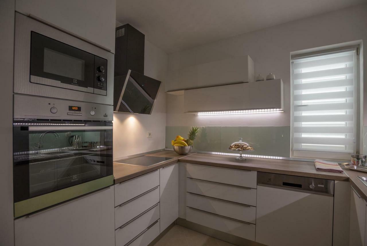 Andor - Lux, Two Beautiful Terraces With Sea & Sunset View Daire Makarska Dış mekan fotoğraf